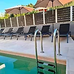 Aelia Luxury & Pool アパートホテル スカフィディア