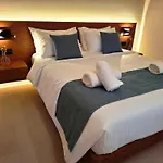 Aelia Luxury & Pool Aparthotel Skafidia