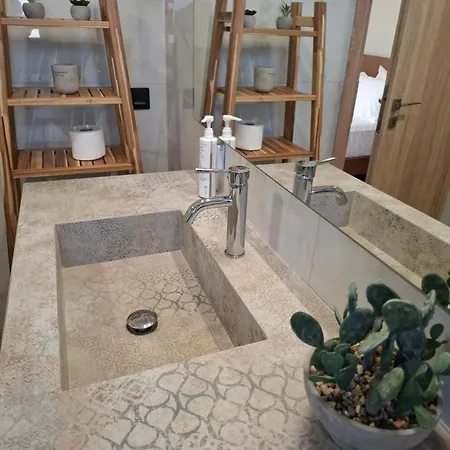 Appart hôtel Aelia Luxury & Pool *