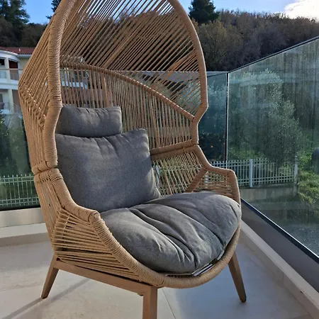 Aelia Luxury & Pool * Skafidia