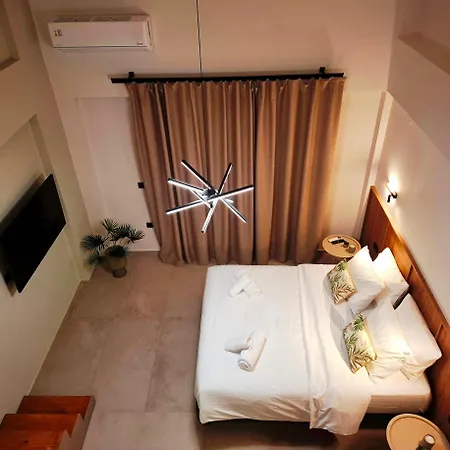 Aelia Luxury & Pool Aparthotel *