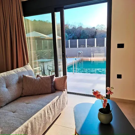 Aparthotel Aelia Luxury & Pool *