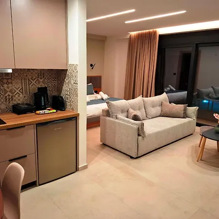 Aparthotel Aelia Luxury & Pool