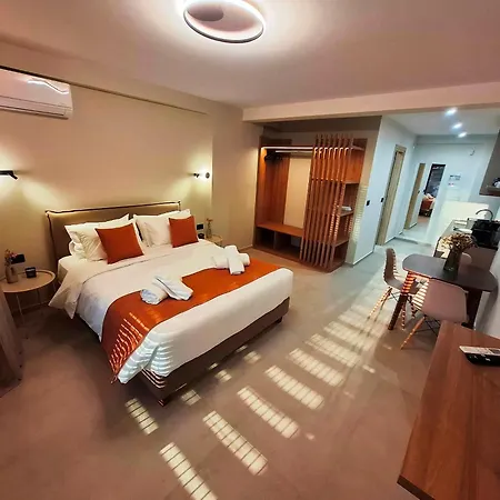 Aelia Luxury & Pool Aparthotel Skafidia