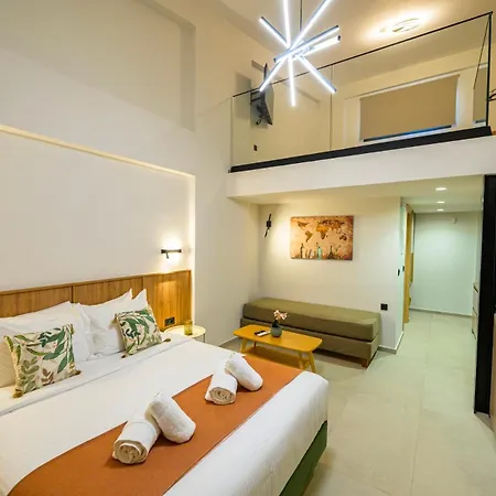 Aelia Luxury & Pool Skafidia