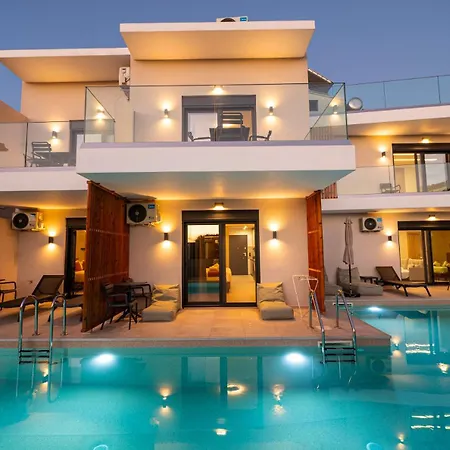 Aelia Luxury & Pool * Skafidia