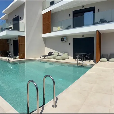 Aparthotel Aelia Luxury & Pool *