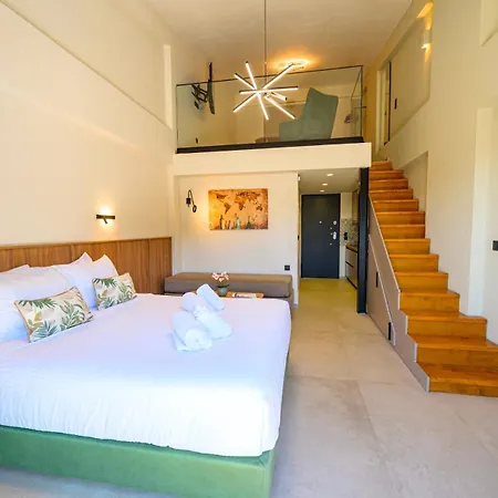 Aelia Luxury & Pool Aparthotel