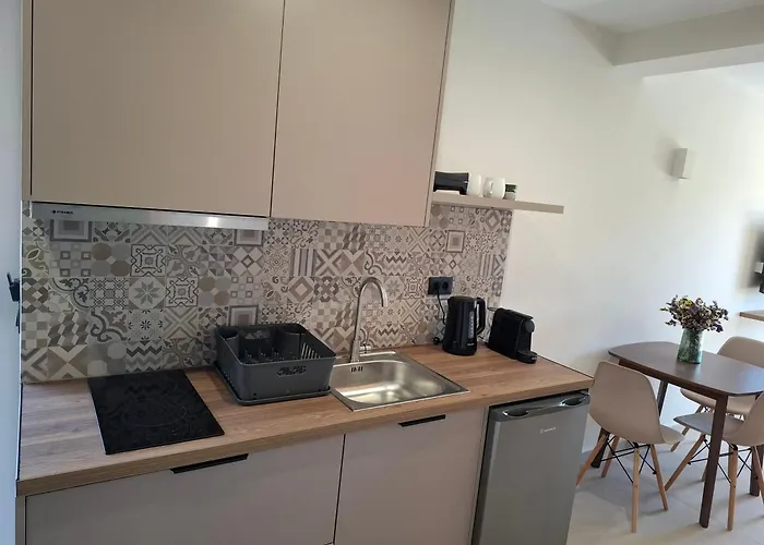 Aelia Luxury & Pool Apartmanhotel *