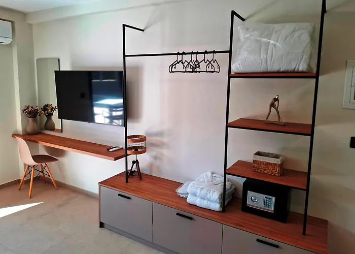 Aparthotel Aelia Luxury & Pool *