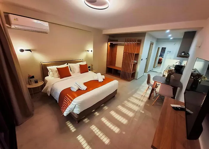 Aelia Luxury & Pool Aparthotel Skafidia